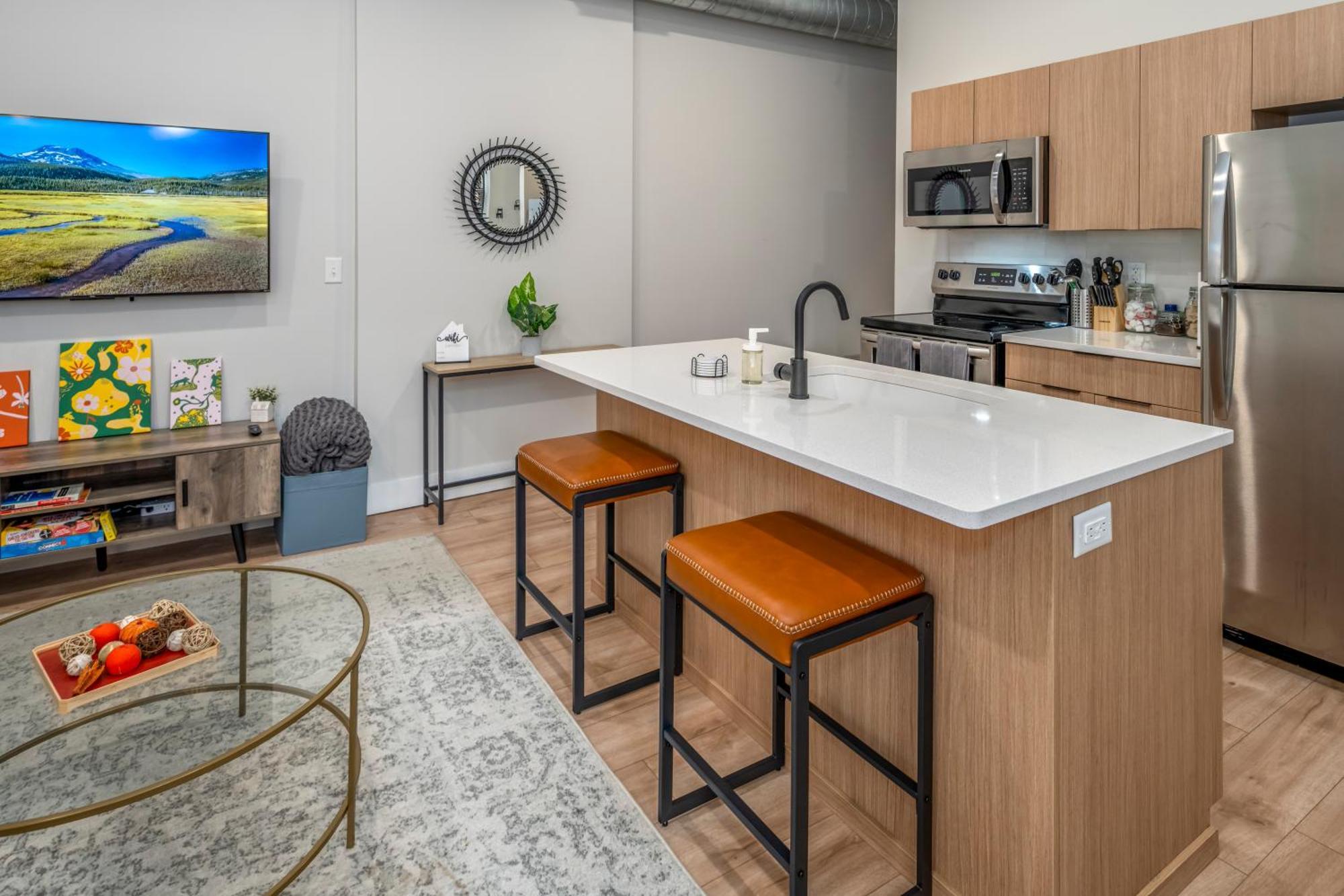 Prime Otr, 3 Lux Queen Beds, Two 55In Tvs, Steps To Tql, Findlay Market, Light Rail, Fast Wifi Cincinnati Eksteriør billede
