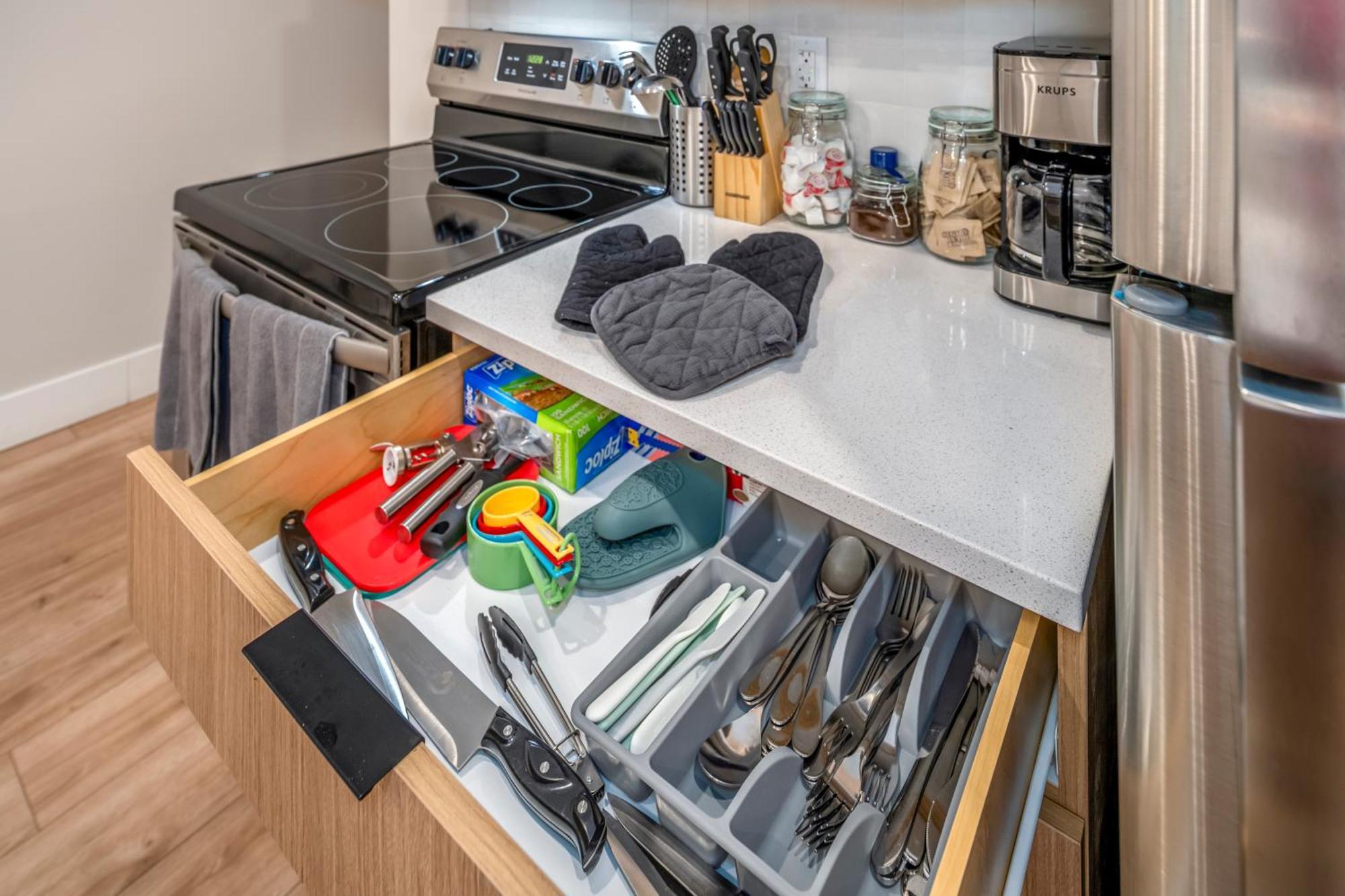 Prime Otr, 3 Lux Queen Beds, Two 55In Tvs, Steps To Tql, Findlay Market, Light Rail, Fast Wifi Cincinnati Eksteriør billede